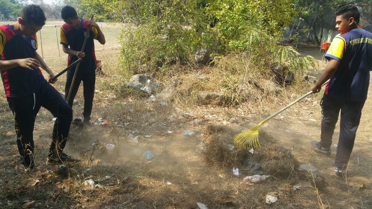 Jornada de Limpieza Estudiantes del INSE