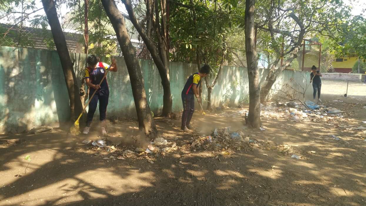 Jornada de Limpieza Estudiantes del INSE